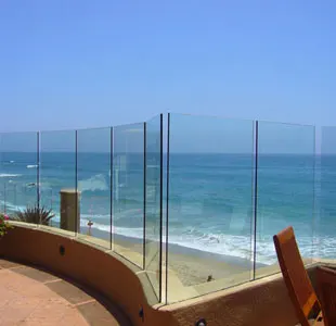 Outdoor Frameless Glass Fence