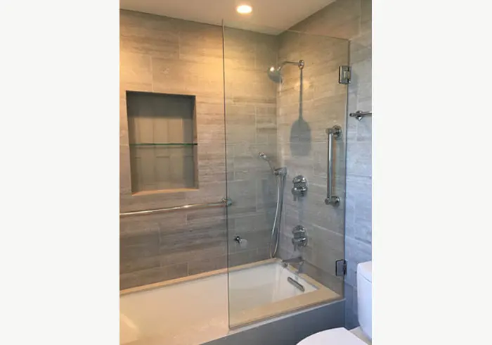 Shower and Tub Enclosure in La Jolla, CA